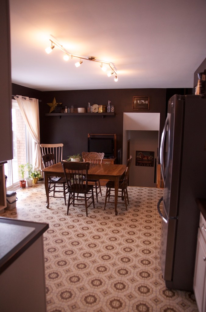 Almost makes the floor look better. Almost.